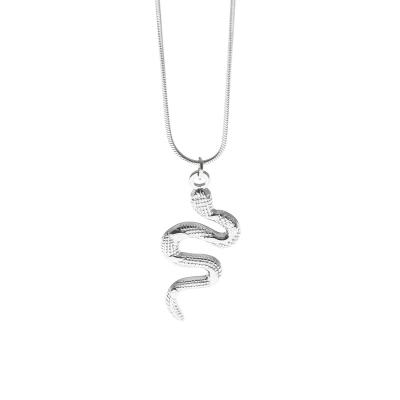 China TRENDY Animal Series Fashion Jewelry Men Pendant Snake Necklace Stainless Steel Women Vintage Stainless Steel Snake Necklaces for sale