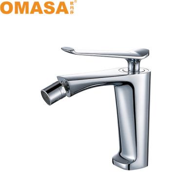 China Good Sale Design Modern Brass Bidet Faucet Bathroom Deck Mounted Bidet Mixer for sale