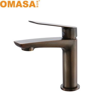 China Luxury Home Brass High Quality Brass Bathroom Basin Mixer Tap Hot Metered Cold Water Basin Mixer Taps Faucets for sale