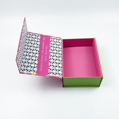 China Recyclable Personalized Empty Makeup Scarves Display Boxes Custom Magnetbox Packaging With Logo for sale