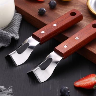 China Wholesale Hot Sale New Product Viable Kitchen Tools Home Use Wooden Handle Stainless Steel Quadrilateral Cheese Butter Knife SQ-3021 for sale