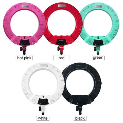 Chine 48 watts 18 pouces LED Ring Light avec petit porte-téléphone Photographie à vendre