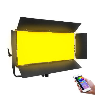 China 300Watt RGB LED Studio Lampen DMX Draadloze APP Control Voor Film TV Wedding Te koop