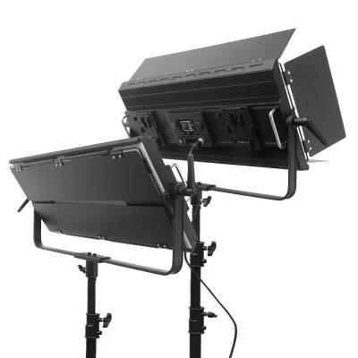 Cina Equipaggiamento di illuminazione della fotocamera 7500K Leggio di alluminio Wireless DMX Led Video Light Panels 20000lux in vendita