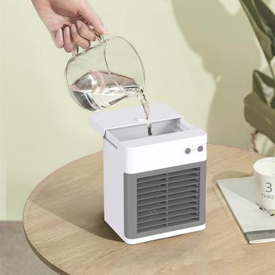 China Portable Hotel Air Conditioning Fan Household Desktop Battery Charging Mist Humidifier Air Cooler USB Fan for sale