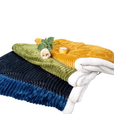 China Wholesale PORTABLE Super Soft Thick Warm Plush Soft Thick Fleece Couch Lightweight Comfortable Throw Blanket For Winter for sale