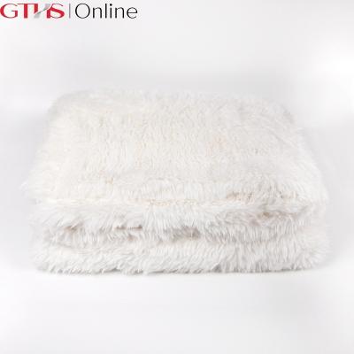 China 100% PORTABLE Polyester Double Layers Shaggy Long Pile Faux Fur Throw Blanket for sale