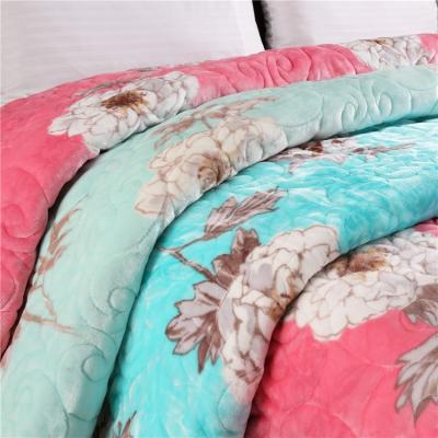 China Durable Luxury Queen Tencel Bedding Flannel Royal Printed Comforter Sets for sale