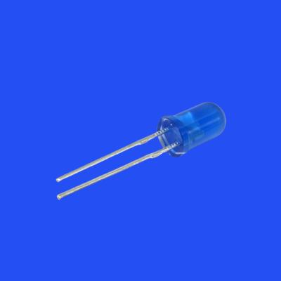 Cina 5 mm colore blu colorato 460-470nm testa rotonda con flange 400-600mcd lampadina a 60 gradi in vendita