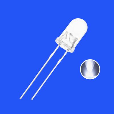 China Clear Lens Round Head 18000-20000mcd High Light 5mm LED High CRI Ra>95 7000K White Color Diodes for sale