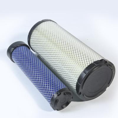 China Plastics Engine Air Filter AF25551 AF25552 Air Filter ZAX50 ZAX55 RS3704 4417516 LAF8195 P821575 for sale