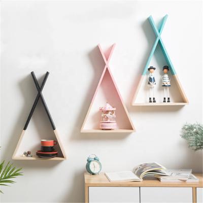 China Household Goods Wholesale Rustic Home Wooden Wall Decor Wall Shelf Tripod Wall Hanging Decorations for sale