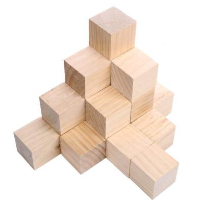 China Eco - Friendly Material Wood Cubes Unfinished Wooden Blocks In 2 Inch For Crafts Wood Base for sale