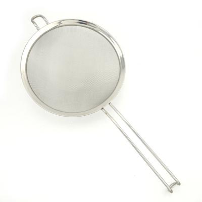 China Stocked Stainless Steel Long Handle Oil Skimmer High Temperature Strainers For Filtering Food for sale