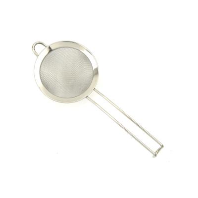 China Stainless Steel Kitchen Wire Food Oil Skimmer Strainer Long Handle Mini Skimmer Strainers Stored Oil for sale