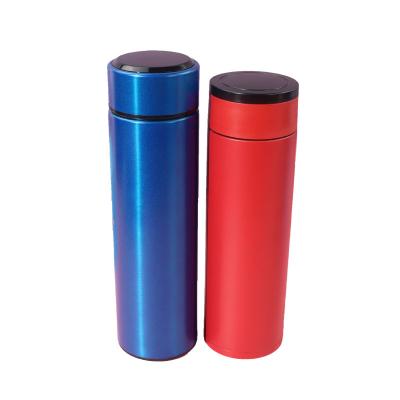 China Hot Sale 18oz Disposable Stainless Steel Smart Tumblers Insulated Vacuum Temperature Display Cups for sale