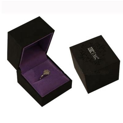 China High quality plastic black luxury jewelry gift box ring/velvet necklace ring pendant box/bracelet/bracelet for sale