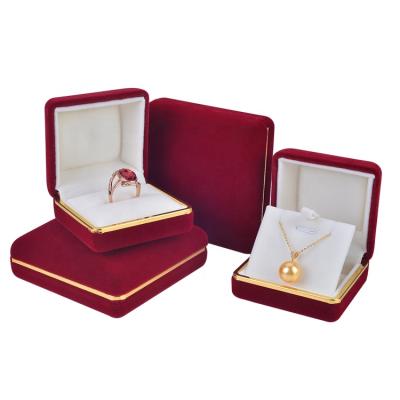 China Handmade High Quality Popular Plastic Jewelry Display Ring Boxes for sale