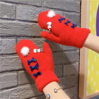 China 2021 Plain Christmas Snowman Character Winter Red Color Warm Bowknot Stripe Knitting Gloves for sale