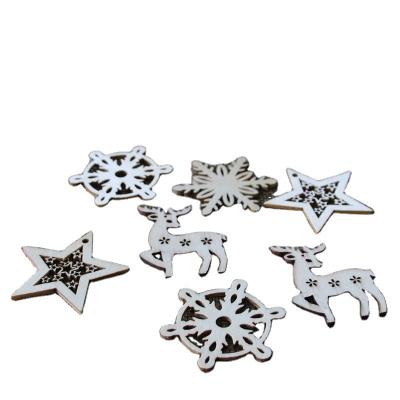 China Eco-Freindly Wooden Charms Making Custom Design Hollow Craft Embellishment For Decoration for sale