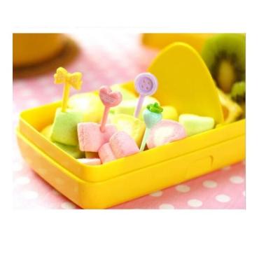 China Low MOQ Cute Disposable Plastic Strawberry Heart Forks Kids Bento Lunch Box Bento Box Plastic Picks Fruit Picks for sale