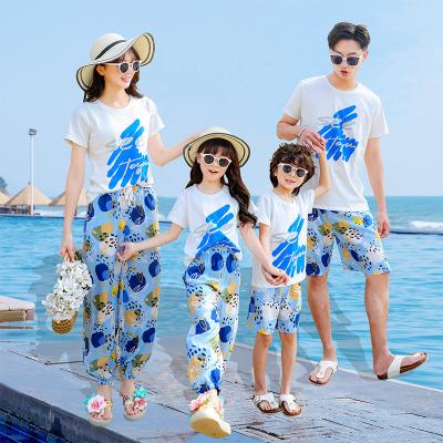 China 2023 QUICK DRY Family Outfits Novelty Novelty Boys Girls Shirts Pants Set Kids Mom Dad Parent Beach Outfit Family Clothing Sets for sale