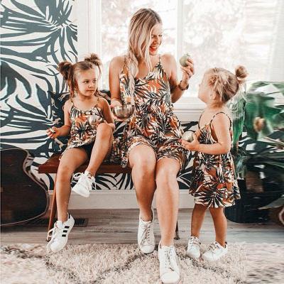 China QUICK DRY Summer Sleeveless Leaf Printing Elastic Waist Strap Parent-child Outfit Casual Dress Mom And Daughter Matching Clothes for sale