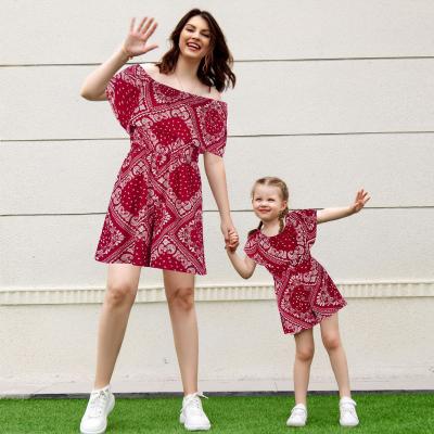 China QUICK DRY Look Summer Bohemia Size Hawaiian Mommy and Me Family Matching Jumpsuit Family Outfits for Mom and Daughter for sale