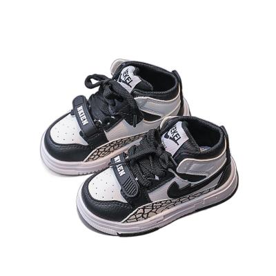 China Lightweight boys sneakers new girls small white children's fashion shoes children's unique non-slip soft boat semi casual shoes for sale