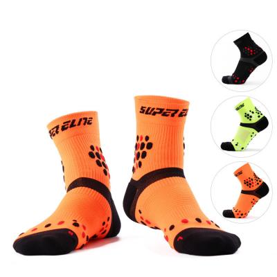 China New Style Custom Stereo 3D Bean Breathable Deign Cushion Terry Functional Nylon Sports Sock For Riding Running for sale