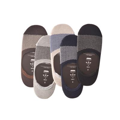 China Breathable ready to ship 5 color thin cotton wavy stripes anti-slip no show socks for men in summer for sale