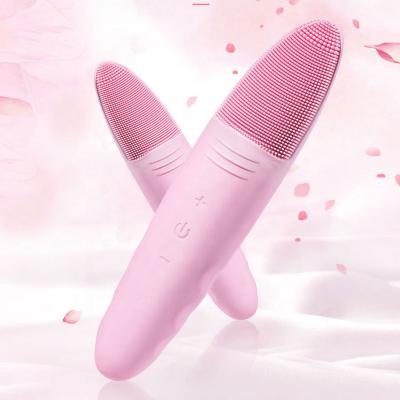 China Acne Treatment Skin Lifting Brush Food Grade Silicone Safe Soft Electric Facial Cleansing Deep Cleansing Brush for sale