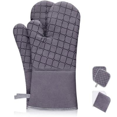 China ISO Kitchen Baking Tools Heat Resistant Oven Baking Mitts With Towels And Cushion for sale