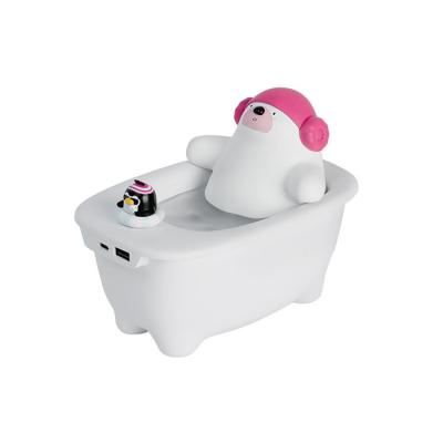 China 36db 550ml Bear Bathtub Air Purifier Humidifier USB Personal Desktop Humidifier for sale