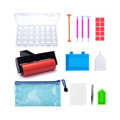 China High Resolution Printing Diamond Painting 28 Slot Storage Box Pen Roller Tweezers Tray Diamond Painting Tools for sale