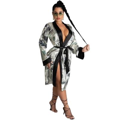 China Custom Made Long Robes QUICK DRY Women Robe Girls Kimono LEVEL Satin Robe S390012 for sale