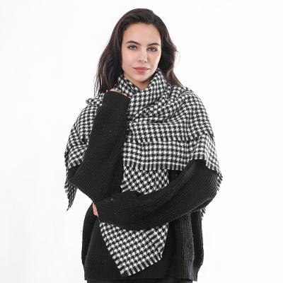 China High Quality Custom Made Autumn And Winter All-Match Thickening European And American Streets Double Sided Shawl To Keep Warm Woolen Fashion Scarf for sale