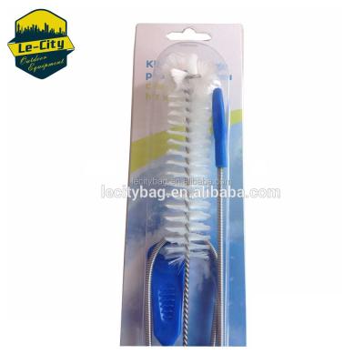 China 2018 direct wholesale tube brush cleaning kit china supply sports kit brush tube for hydration water cleaning bladder for sale