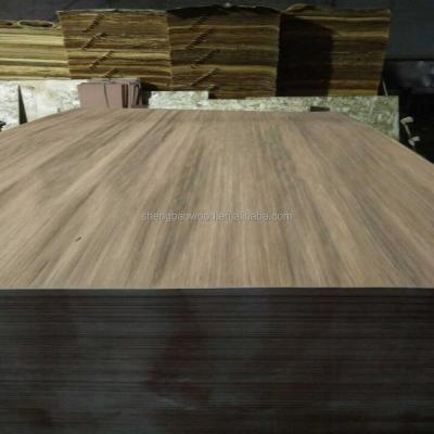 China 0.30mm traditional 0.25mm engineered reconditioned gurjan red veneer for sale