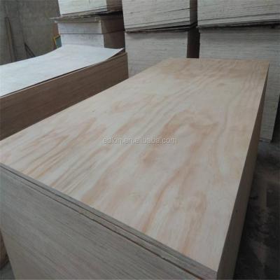 China Sheathing Modern Roof Waterproof Phenolic Pine Plywood 15MM for sale