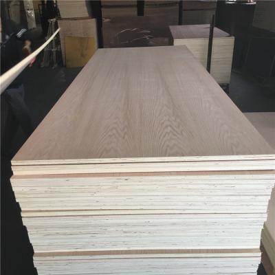 China 4.6MM modern red oak plywood for furniture for sale