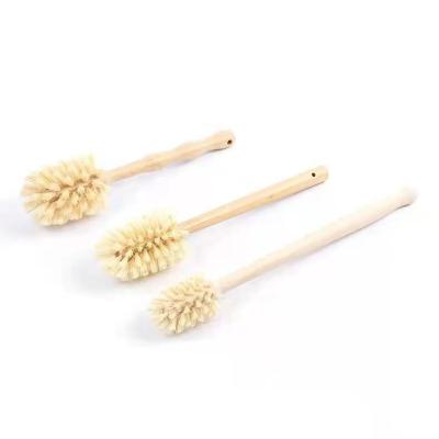 China Creative Viable Ruisen Design Bathroom Toilet Cleaning New Reading Brush The Long Handle Disposable Toilet Brush for sale