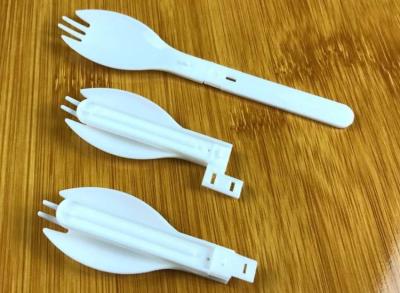 China Restaruant Disposable Plastic Cutlery With PP Foldable Spork 120mmx70mm for sale