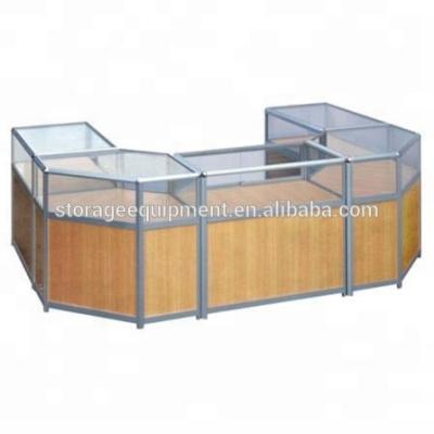 China Excellent Showroom Store Counter Retail Glass Display Cabinet for sale