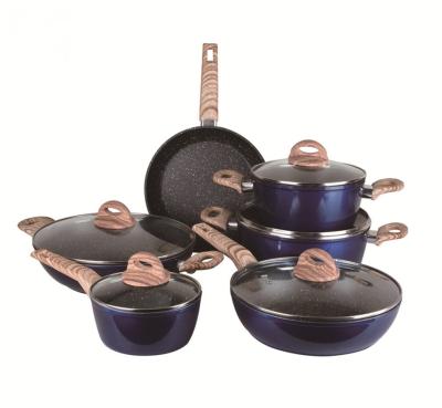 China Sustainable 11PCS Aluminum Cookware Set Forged Aluminum Cookware Sets Multifunctional Cooking Wood Pan Transfer Handles and Knobs for sale