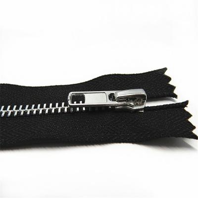 China 2021 Viable Metal Star Zipper Puller Design For Jacket for sale