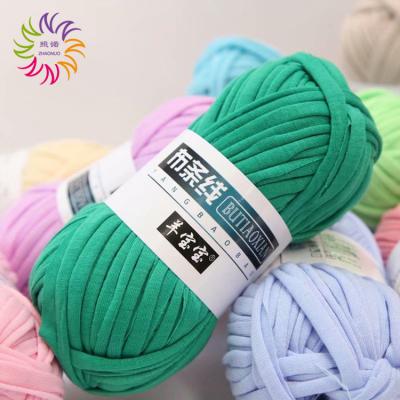 China ZHAONUO Cameroon Sustainable Clothing Flat Round Spaghetti Spaghetti Macrame Dyed Polyester Recycle T-shirt Yarn For Crocheting for sale