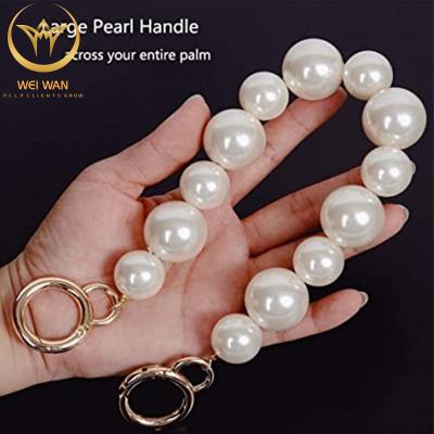 China Pearl Friendly Pearl Handle Bag Chain Strap Short Replacement Bag Chain With Gold Alloy Spring Door Rings for sale