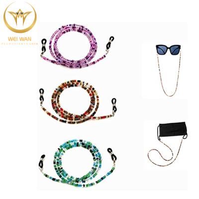 China User Friendly Monocle Chain Holder Around The Neck For Women Gold And Black Glasses Chain And Tie Lanyard Set for sale