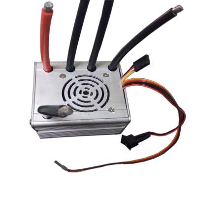 Cina 1/5 di batteria con errori 48V di Lipo dell'automobile di ESC 1/5 alimentato a gas Off Road di ESC 250A dell'automobile della scala RC in vendita